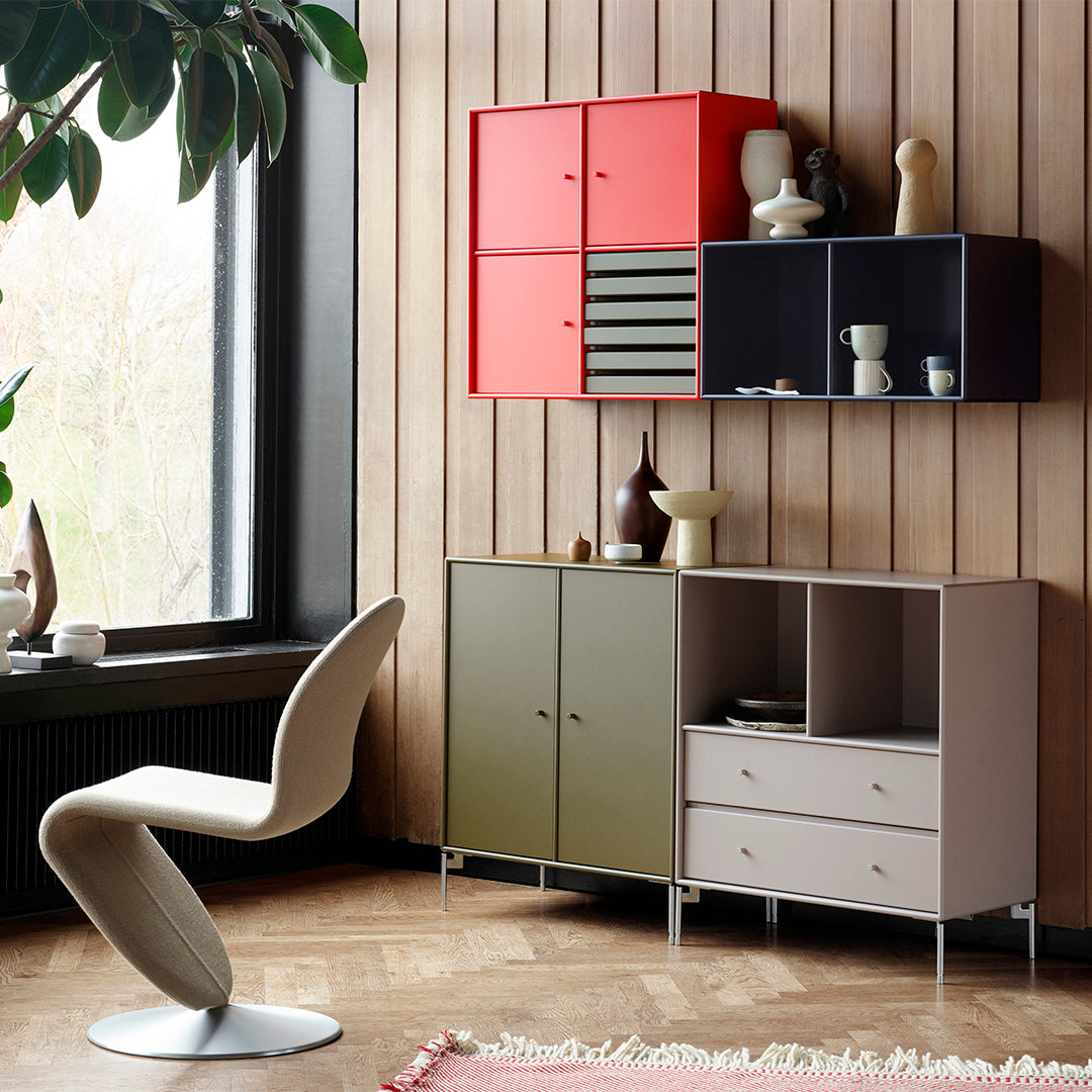 Armoire 1118 - 2 portes laquées, base sur socle