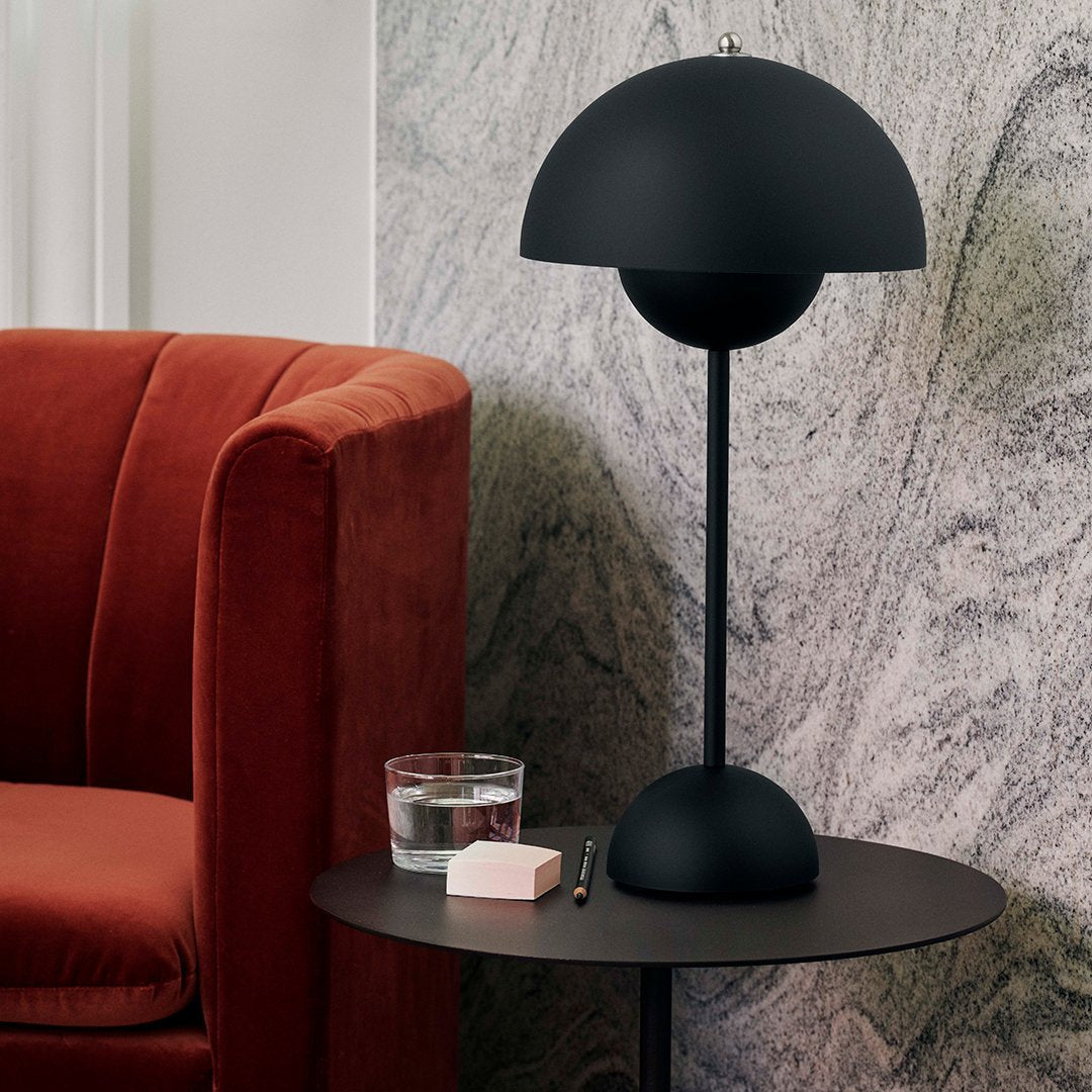 Lampe de table pot de fleurs Verner Panton VP3