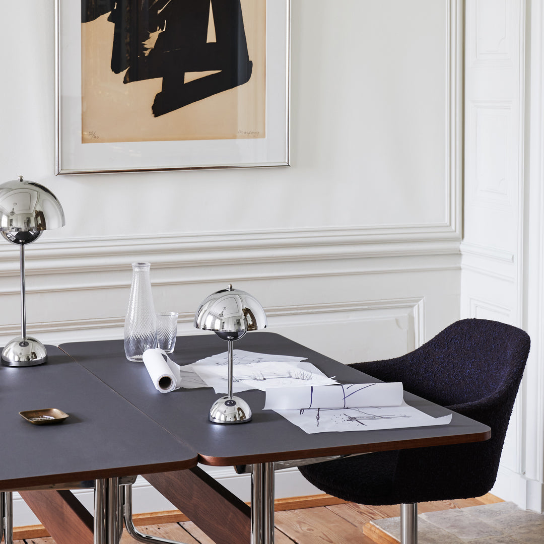 Lampe de table pot de fleurs Verner Panton VP3