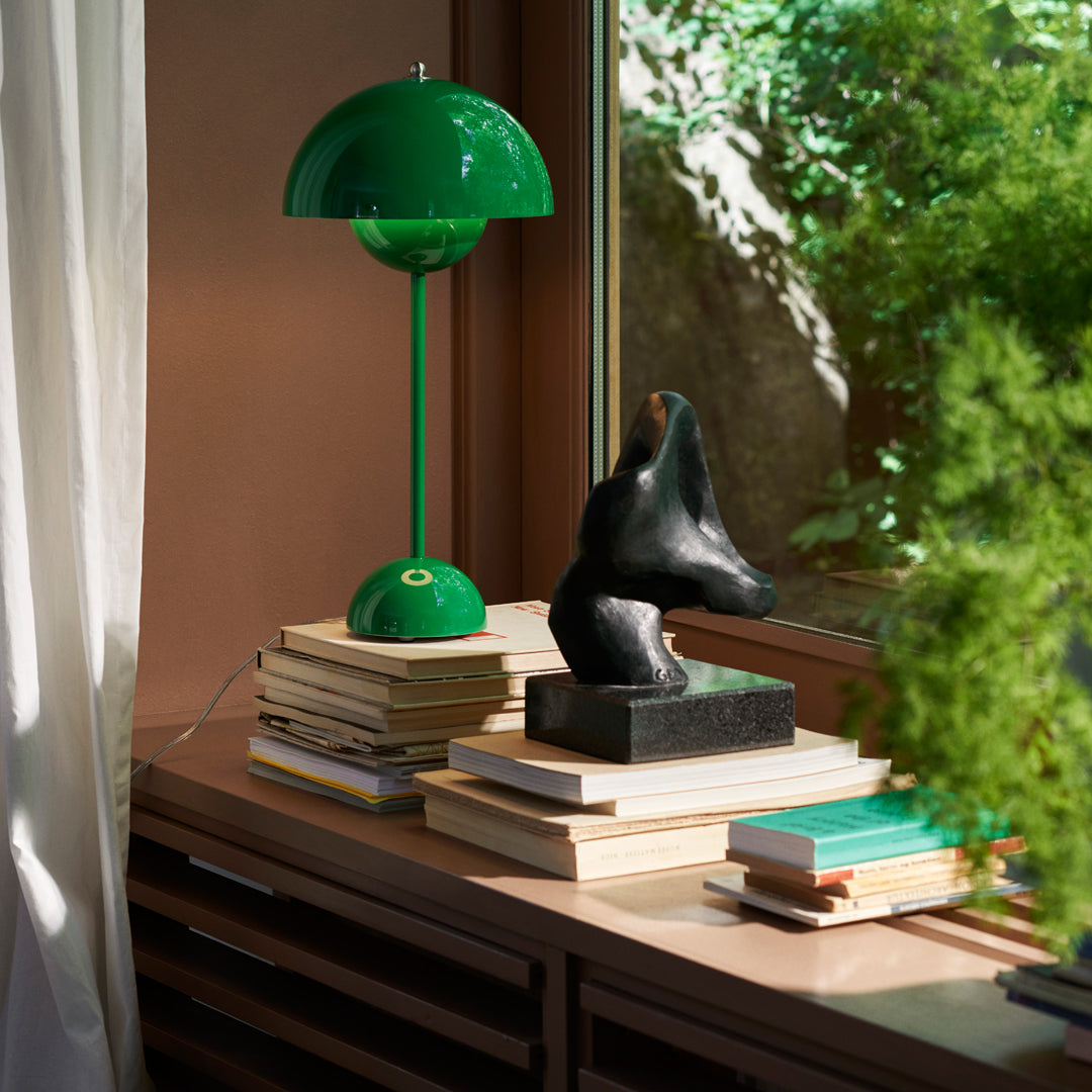 Lampe de table pot de fleurs Verner Panton VP3
