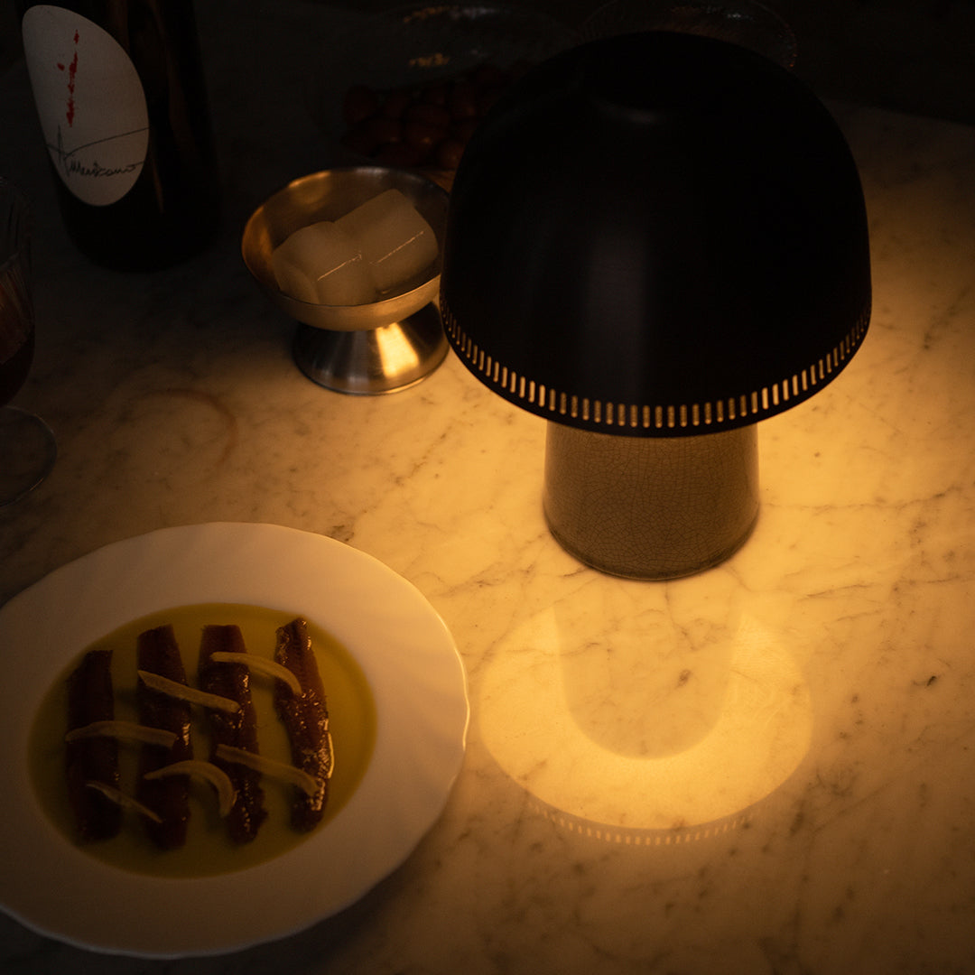 Lampe de table portable Raku SH8