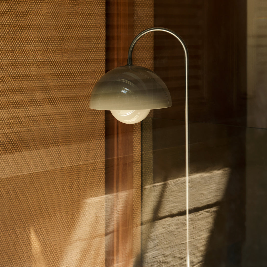 Lampadaire pot de fleurs Verner Panton VP12