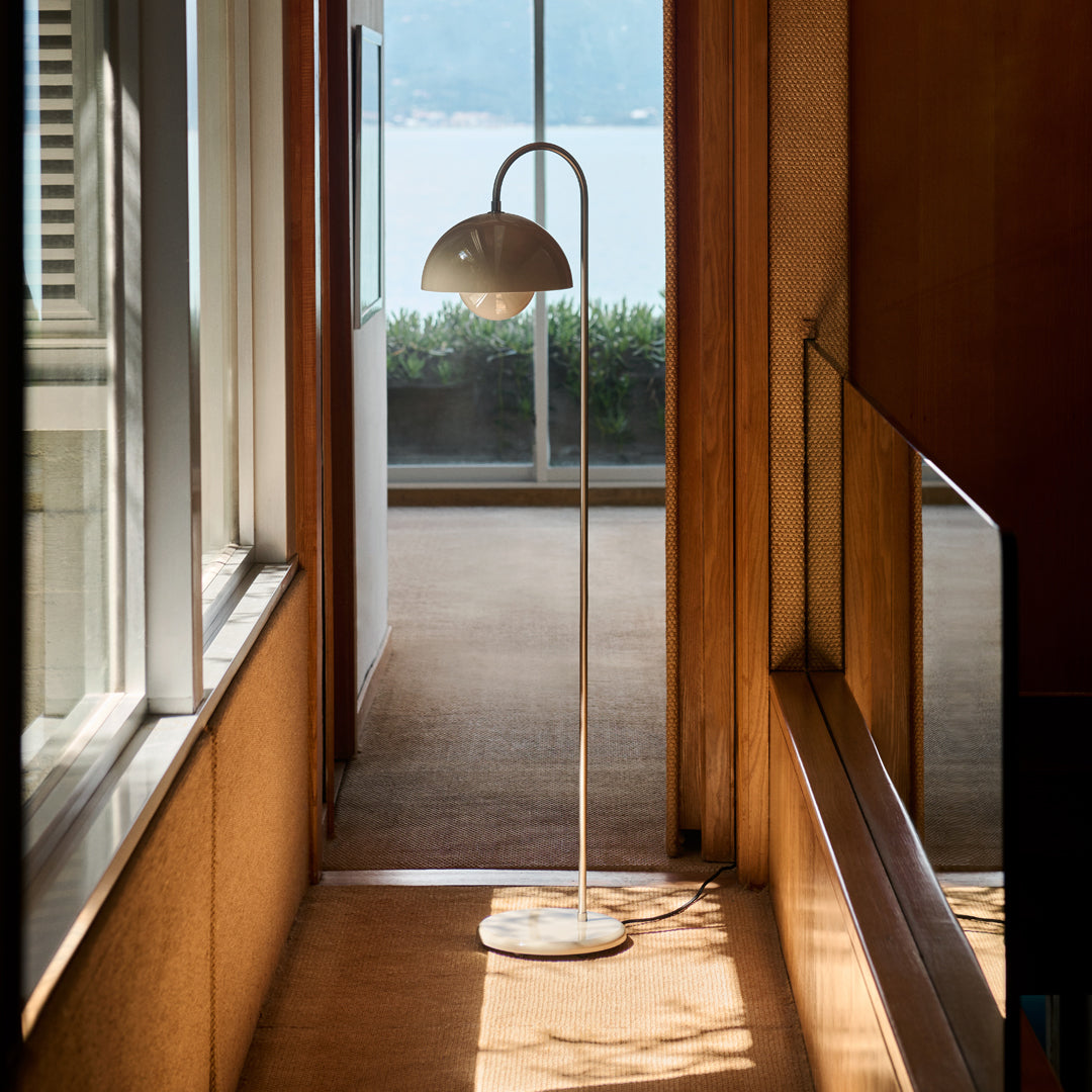 Lampadaire pot de fleurs Verner Panton VP12