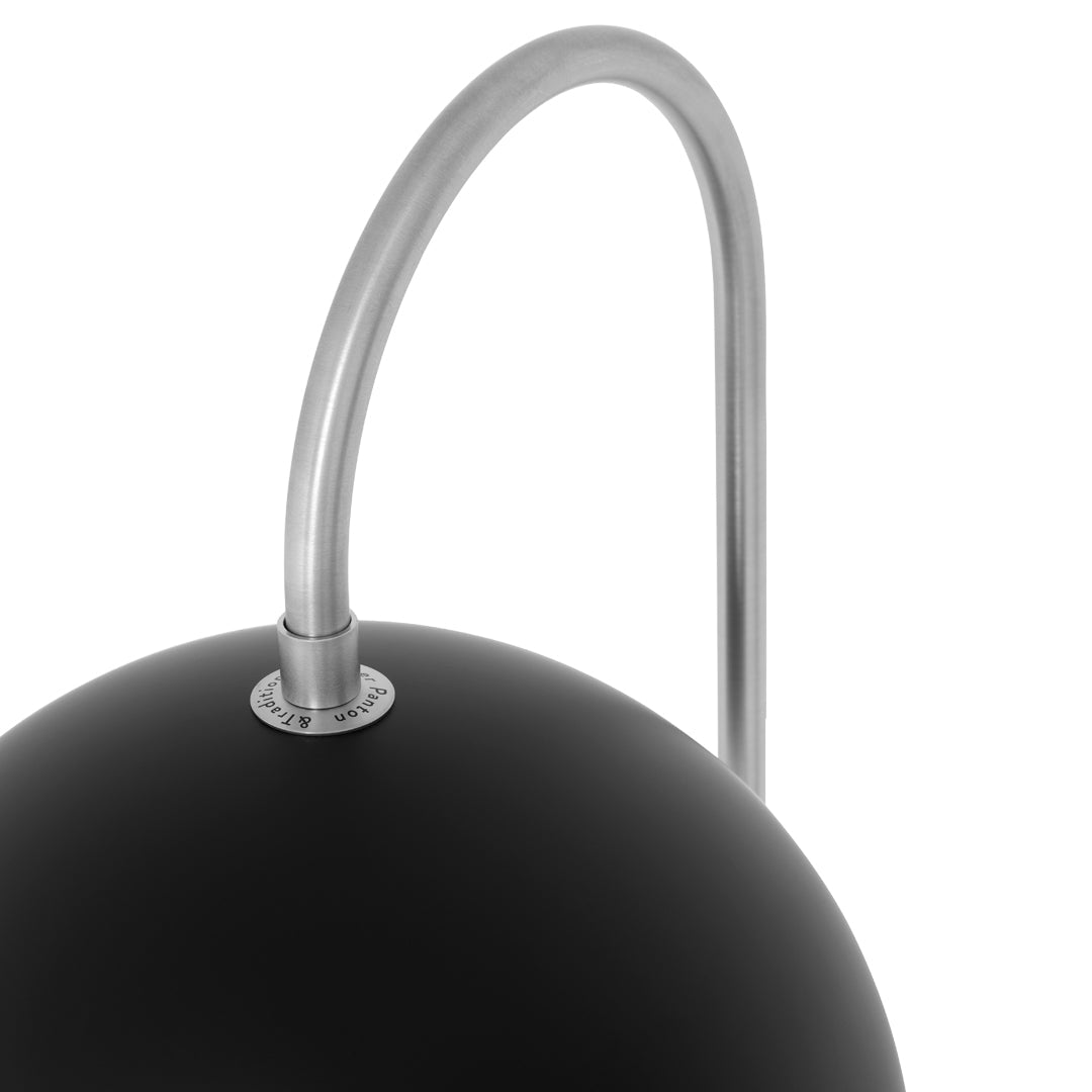 Lampadaire pot de fleurs Verner Panton VP12