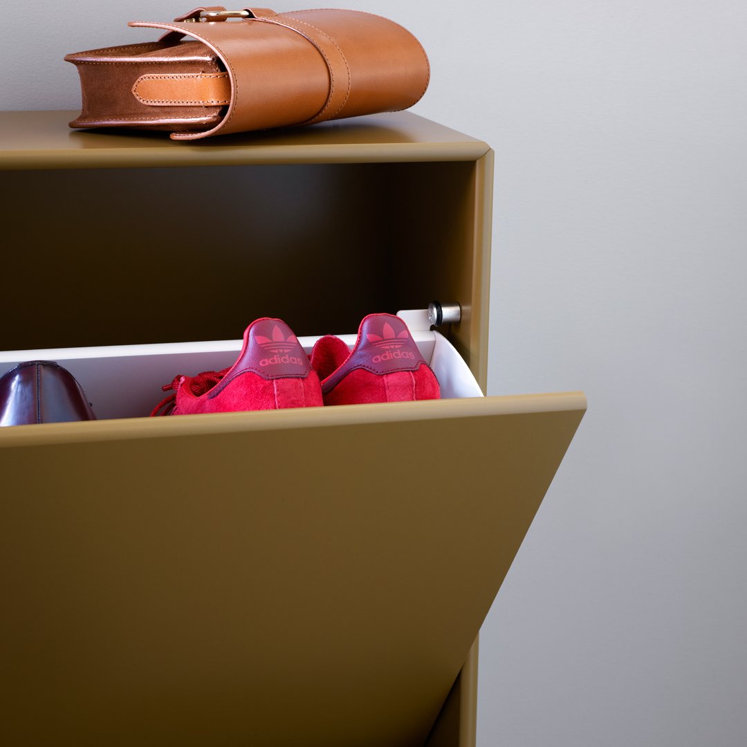 Meuble à chaussures caché avec tiroir rabattable