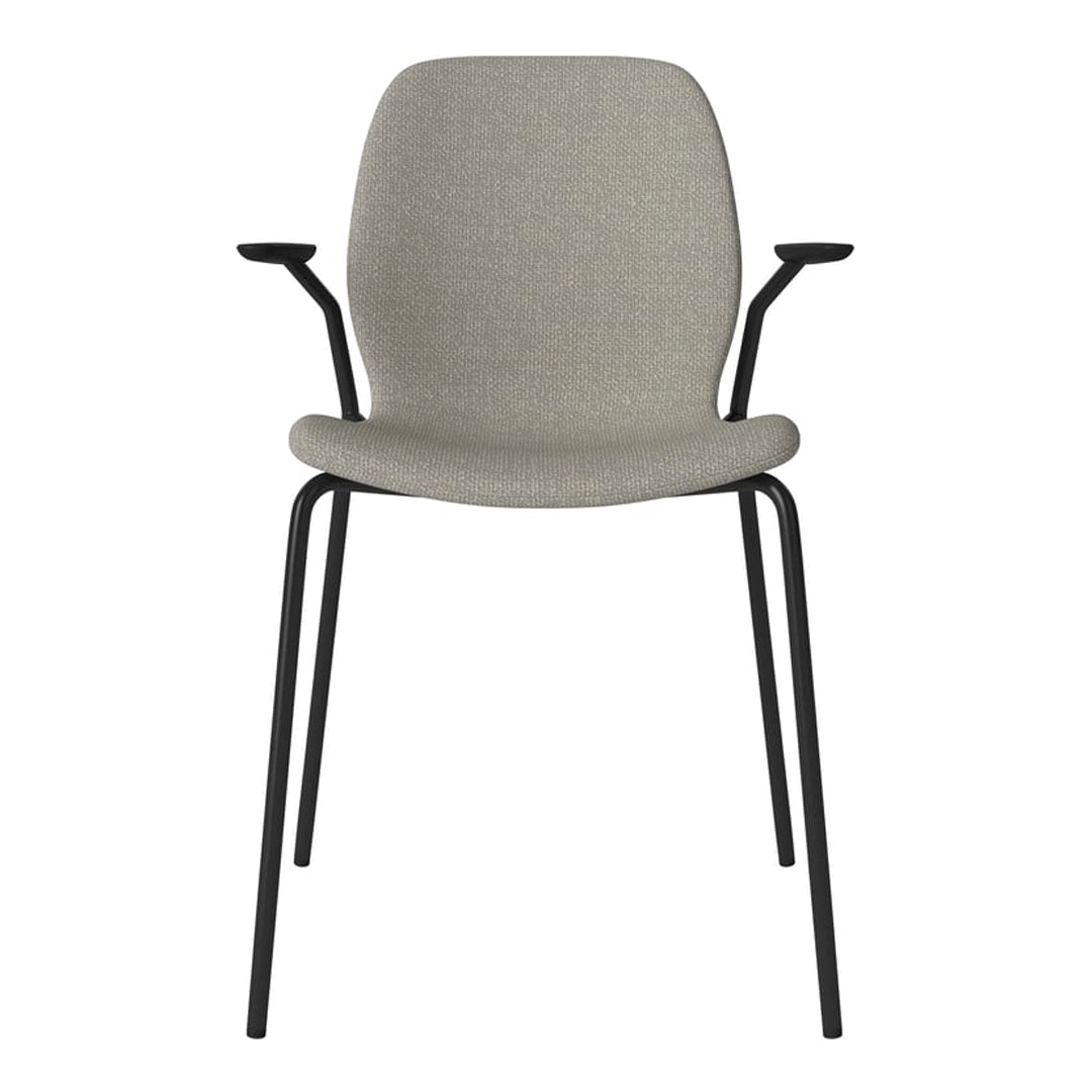 Chaise de salle à manger Seed avec accoudoirs ouverts - Rembourrée - Base en acier, laquée noire