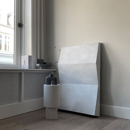 Table d'appoint à colonnes