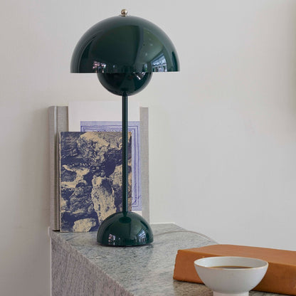 Lampe de table pot de fleurs Verner Panton VP3