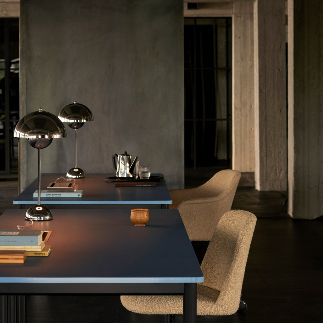 Lampe de table pot de fleurs Verner Panton VP3