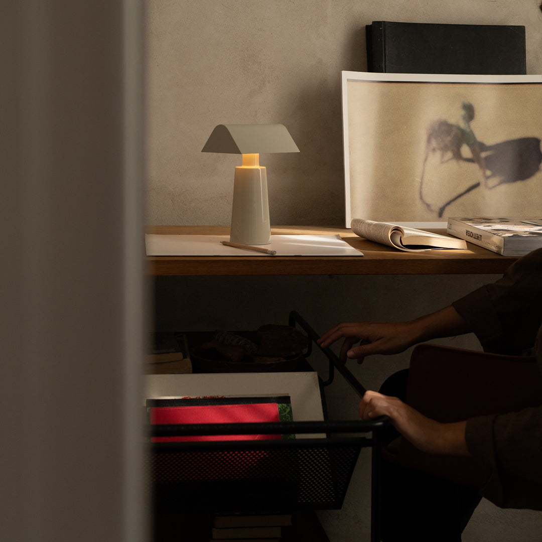 Lampe de table portable Caret MF1