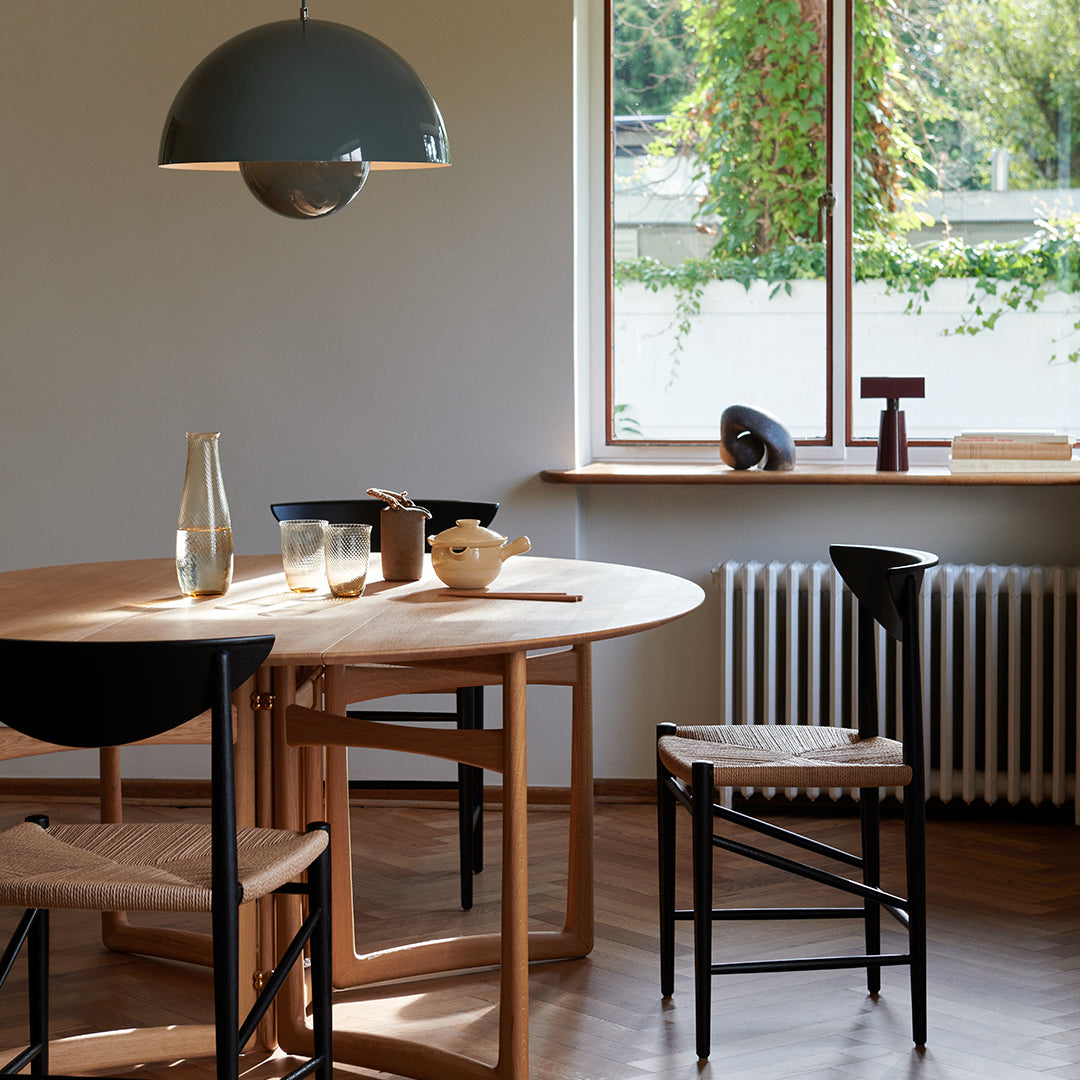 Lampe de table portable Caret MF1