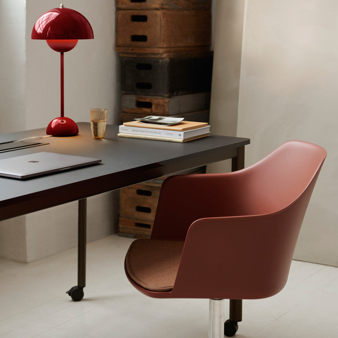 Lampe de table pot de fleurs Verner Panton VP3