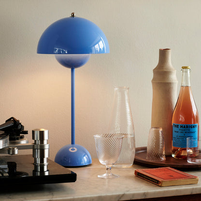 Lampe de table pot de fleurs Verner Panton VP3