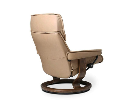 Stressless® Admiral Fauteuil inclinable et ottoman - Sable
