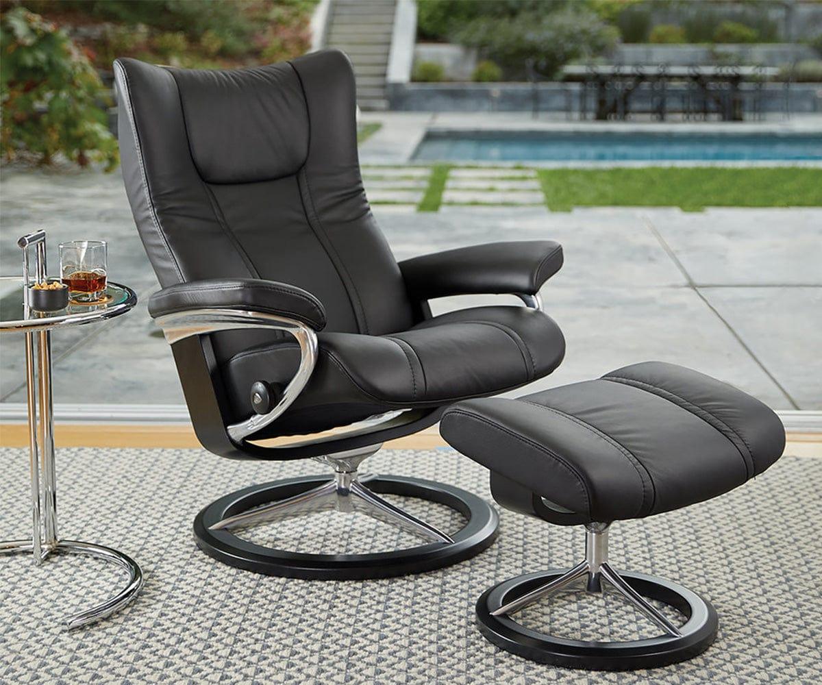 Fauteuil inclinable et ottoman Stressless® avec base Signature - Noir