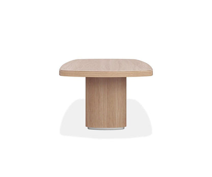 Table à manger romaine