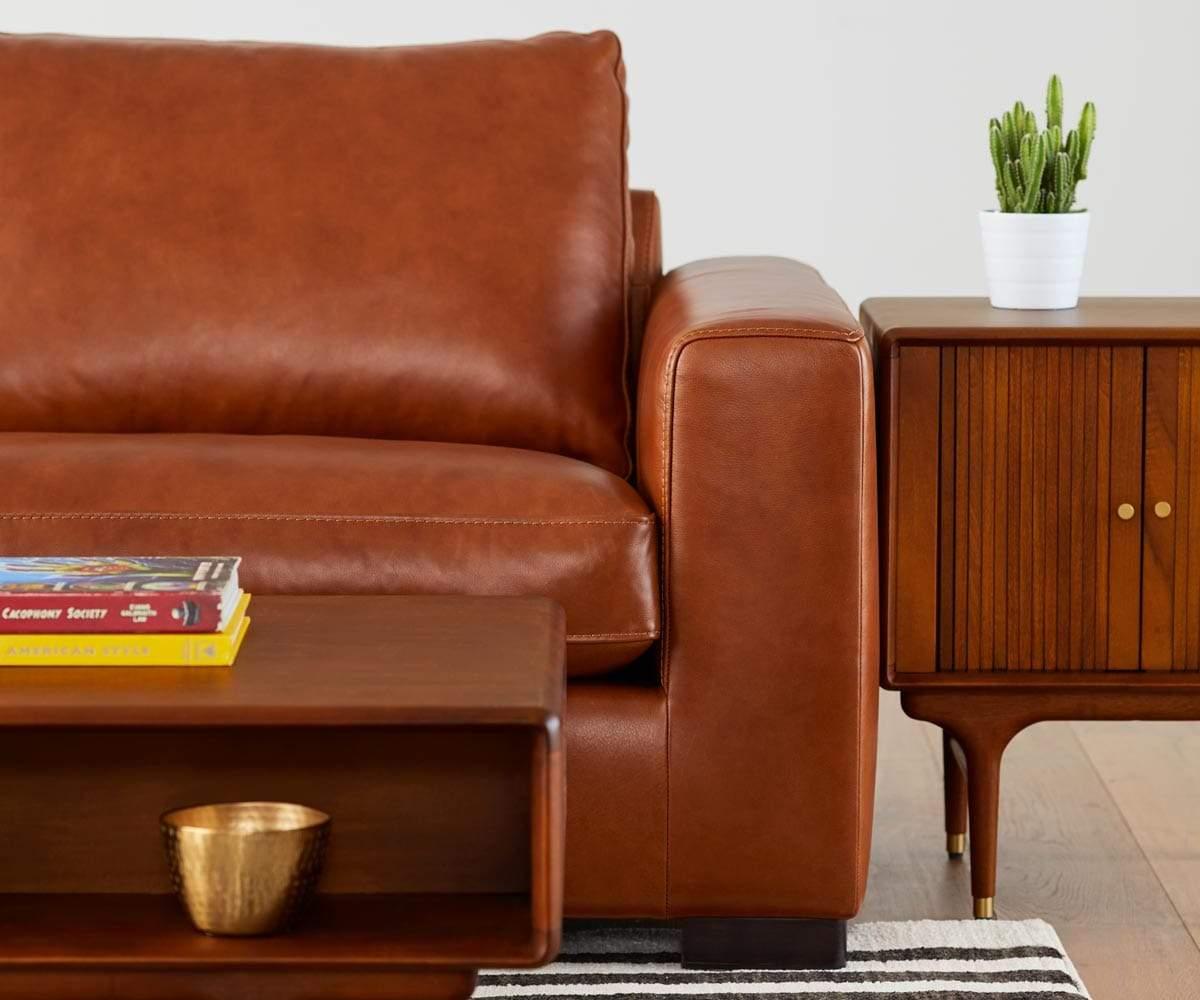 Chaise sectionnelle gauche en cuir Braxten