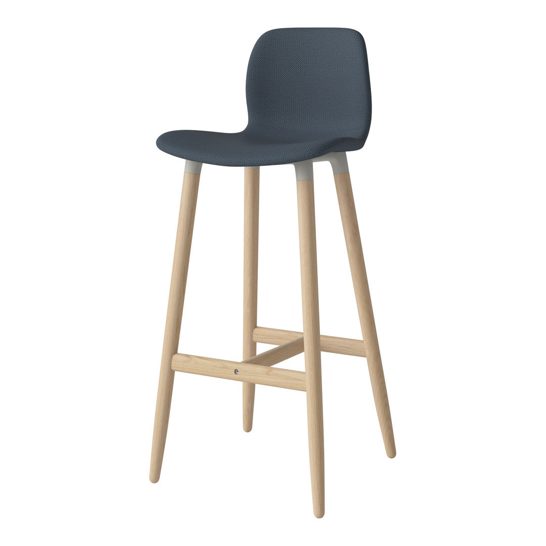 Chaise de bar Seed - Rembourrée - Piètement en chêne huilé, pigmenté blanc