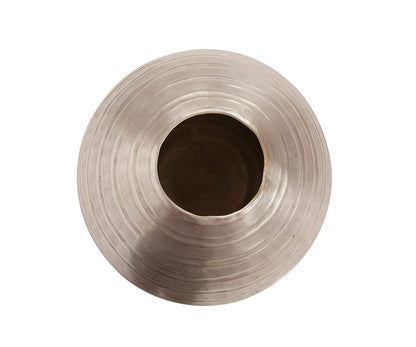 Petit vase à champagne ciselé