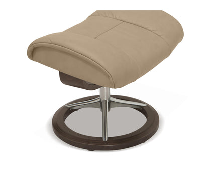 Fauteuil inclinable et ottoman Stressless® Reno avec base Signature - Sable