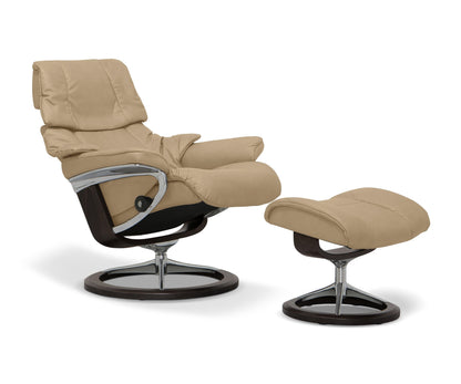 Fauteuil inclinable et ottoman Stressless® Reno avec base Signature - Sable