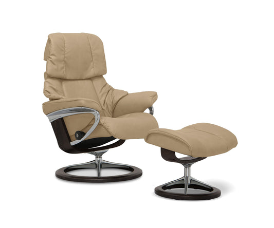 Fauteuil inclinable et ottoman Stressless® Reno avec base Signature - Sable