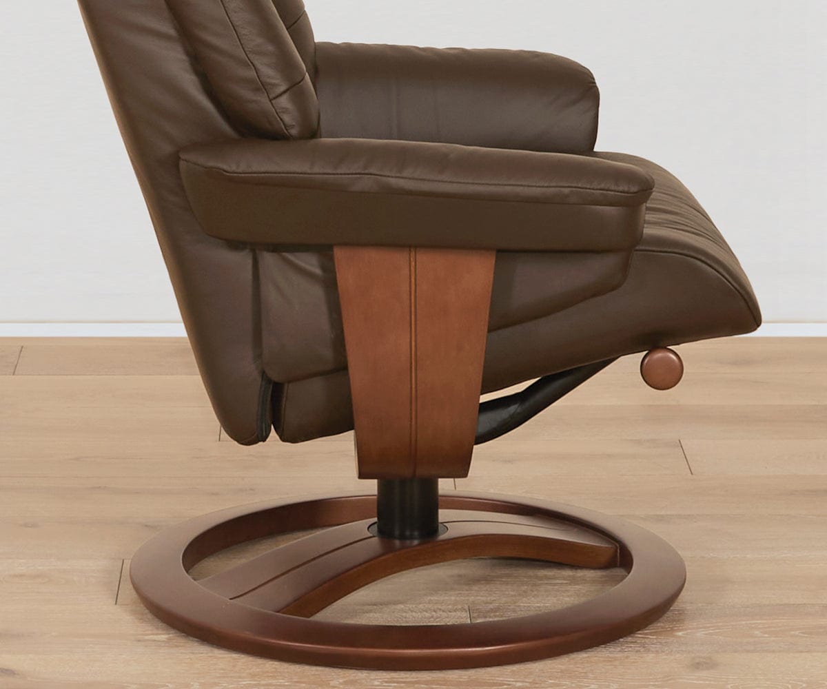 Fauteuil inclinable et repose-pieds en cuir Aksel